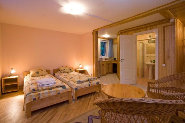 Maison d'hôtes Eaklimu Kaimo Turizmo Sodyba Iesnale à Babrungenai Extérieur photo
