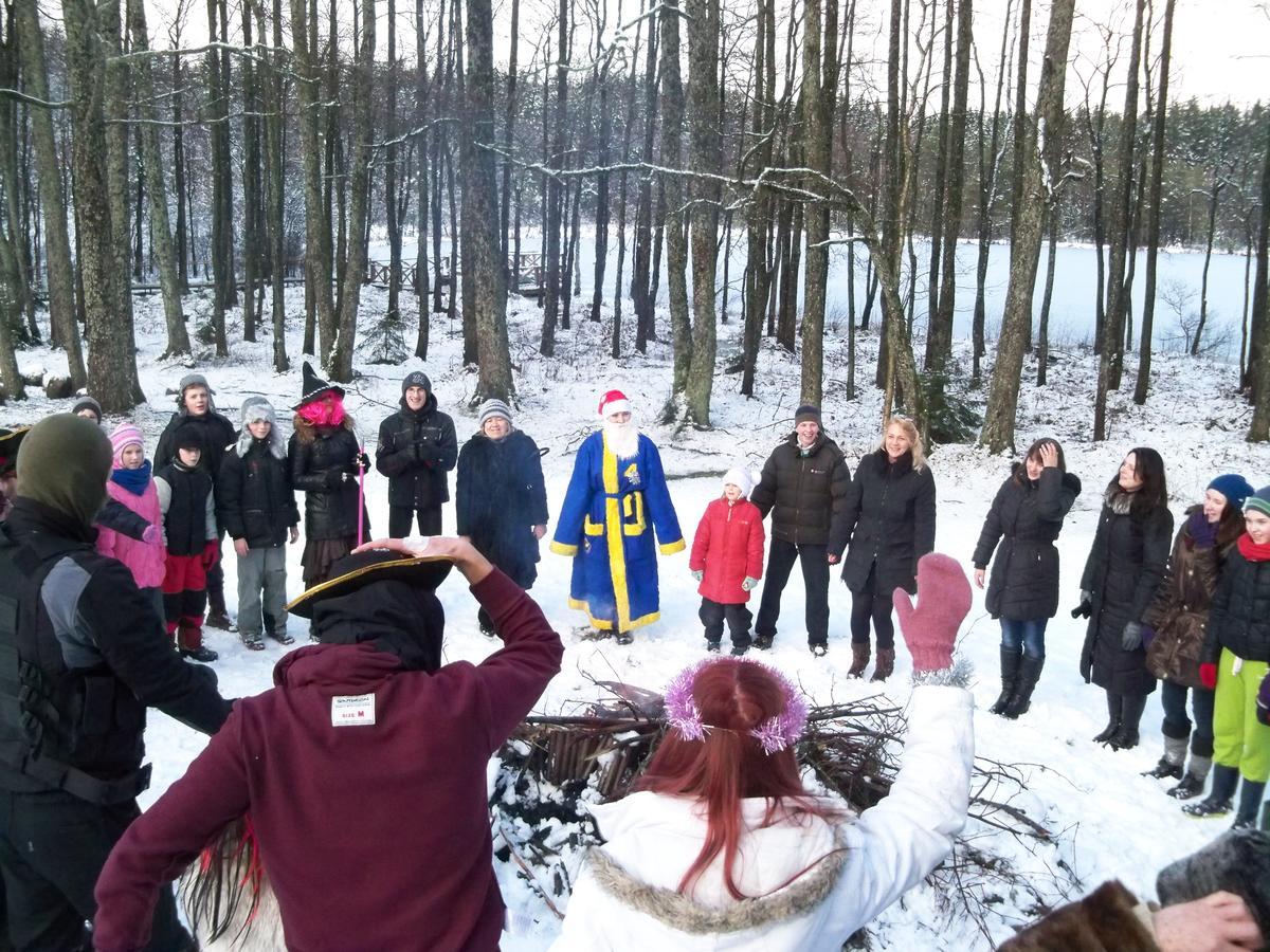 Maison d'hôtes Eaklimu Kaimo Turizmo Sodyba Iesnale à Babrungenai Extérieur photo